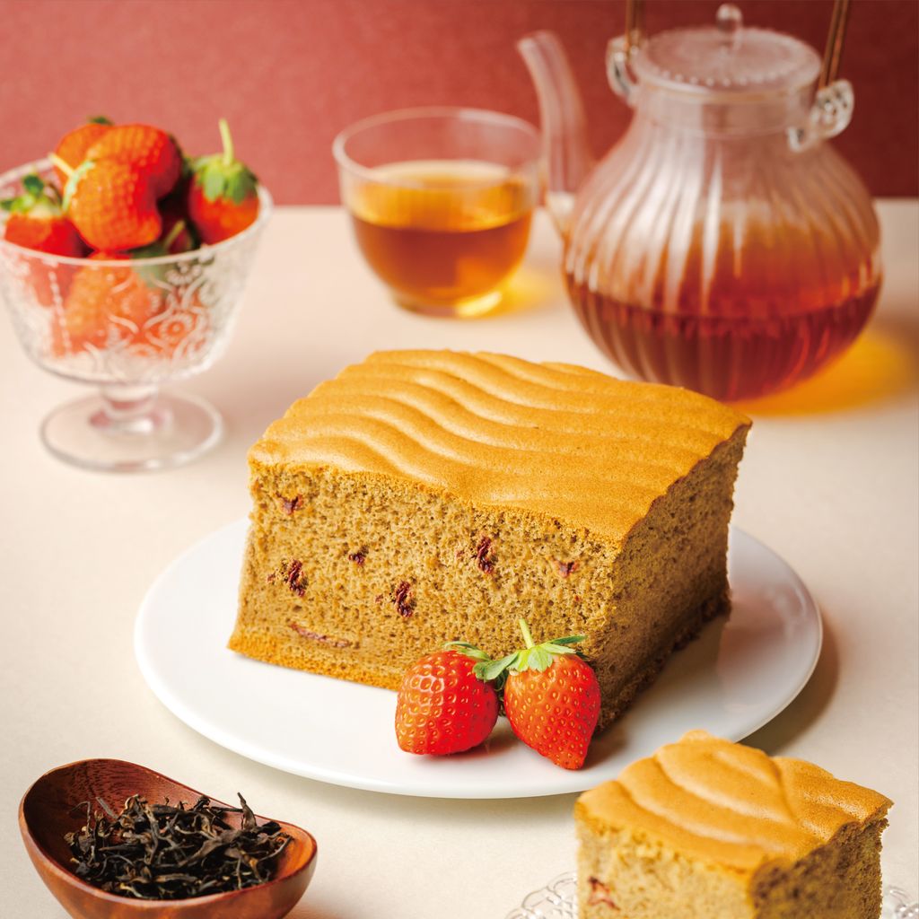 【期間限定】【万華天神橋本店受取予約】苺東方美人カステラ(ハーフ)【お1人様1注文1個限り】